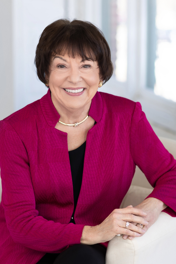 Image of Sandra Davis